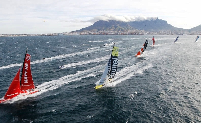 Comieza la segunda etapa de la Volvo Ocean Race: Ciudad del Cabo - Abu Dhabi